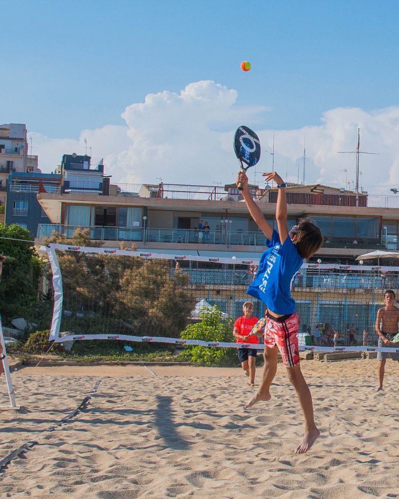 Tennis platja al CNEM - esport club nàutic el masnou, esport, salut, platja, mar, tennis