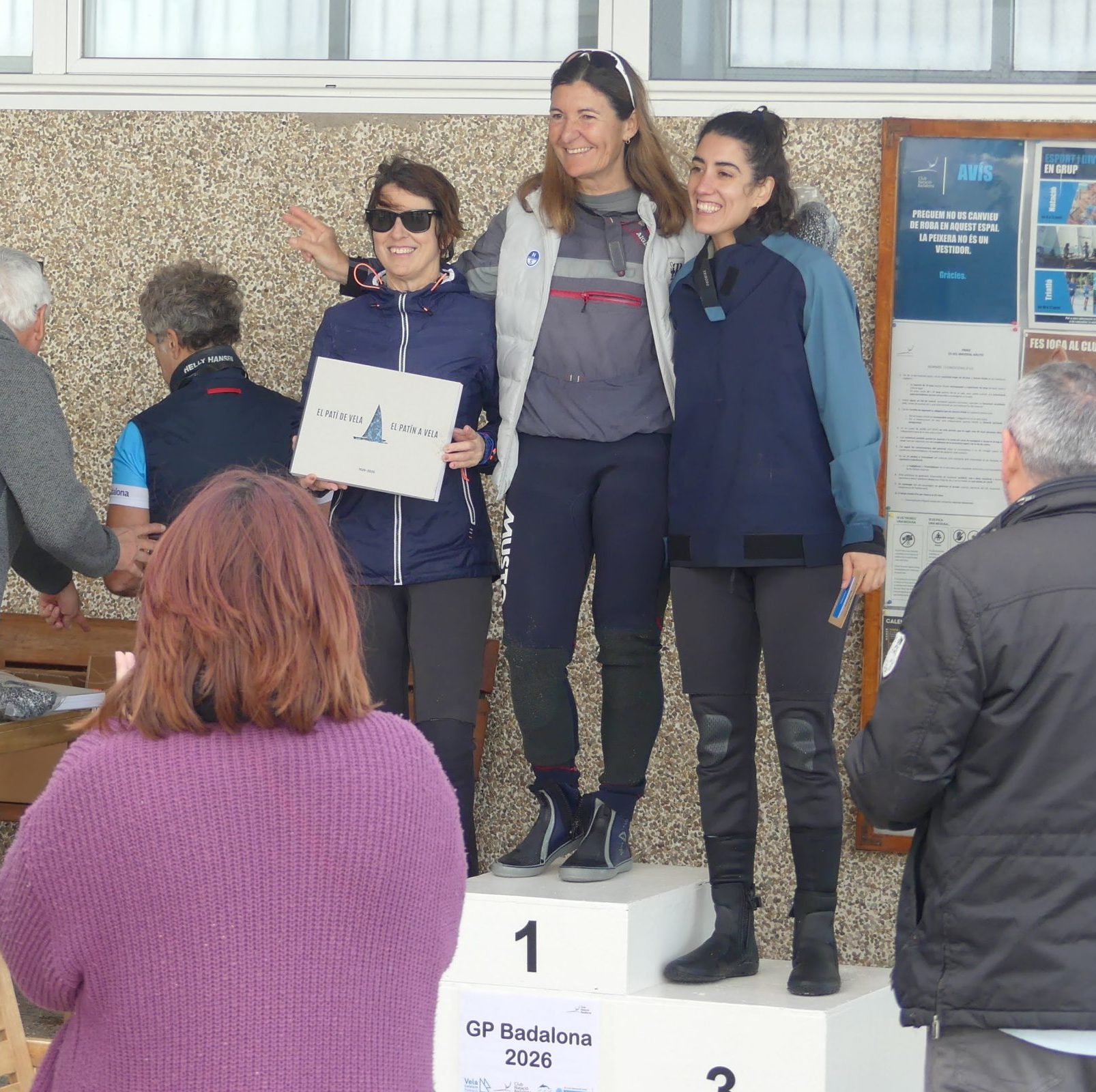 Lourdes Azón, primera fèmina al Gran Premi Badalona - 2026, Badalona, Gran Premi, patí - Setmana Nàutica d'Alacant