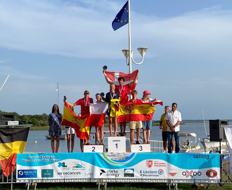 Podi europeu per a Roc Pérez i Daniel Morón a Biscarrosse - 2026, Biscarrosse, Europe, Europeu, França - Setmana Nàutica d'Alacant